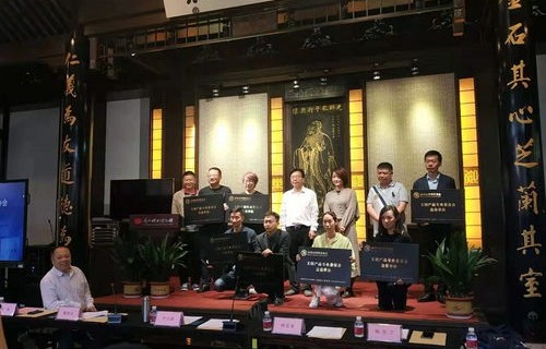 电子商务专业的推文写法